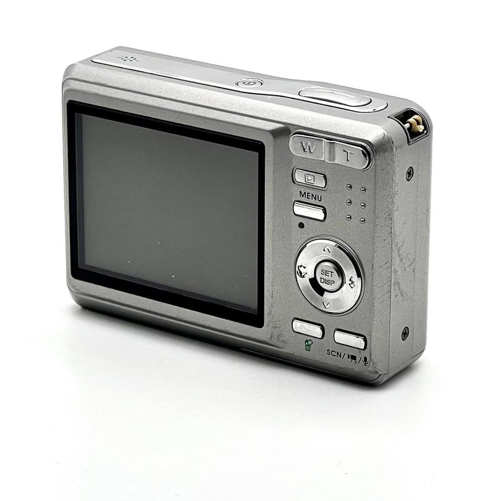 Advent Vintage digicam