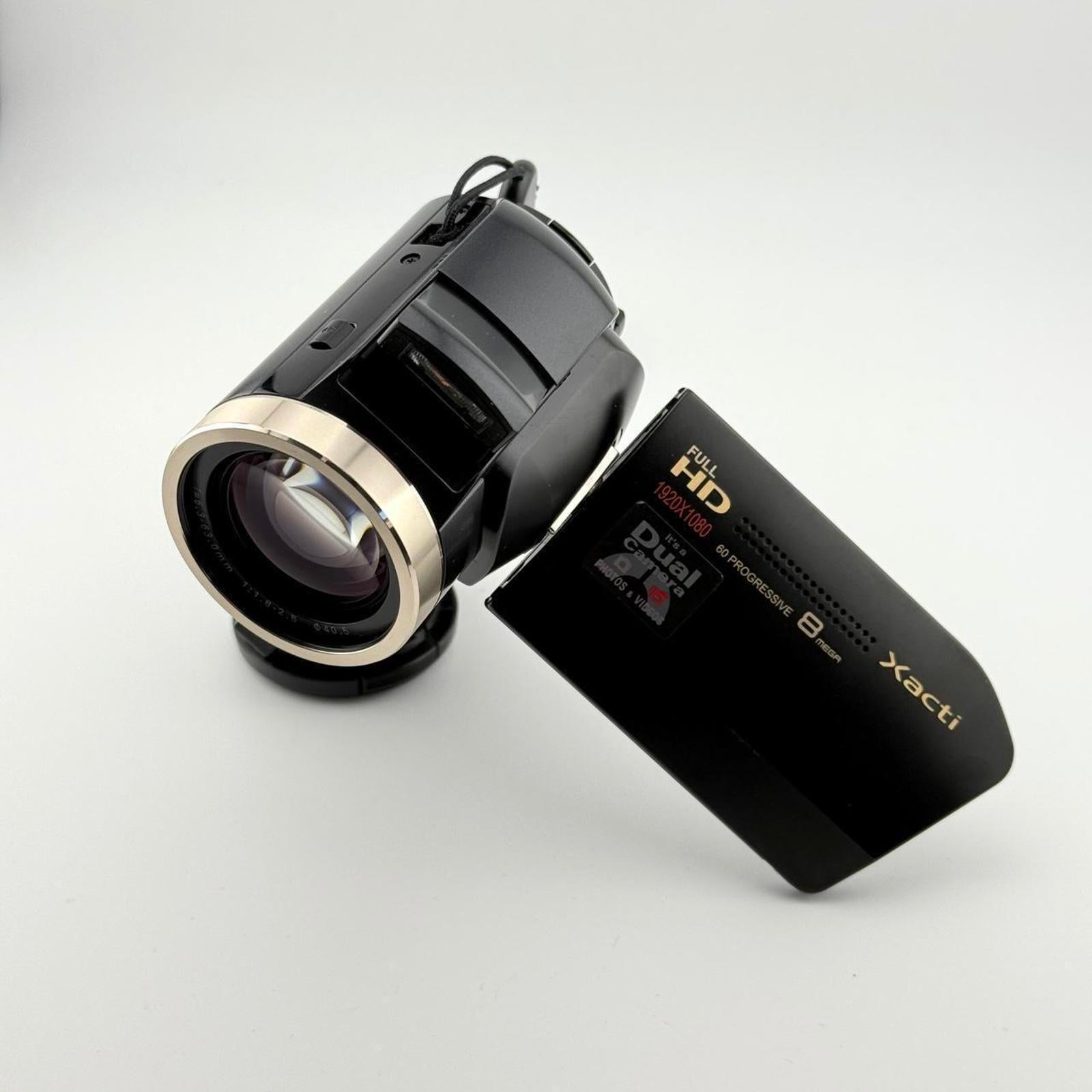 Sanyo Xacti Dual Digital Video Photo Camera