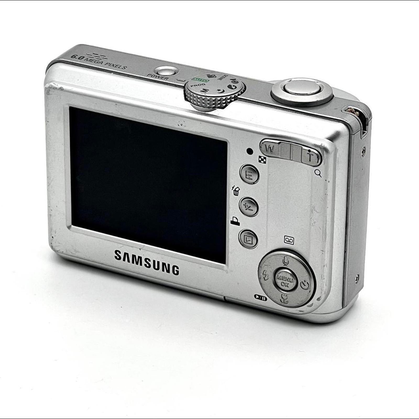 Samsung Retro Digicam