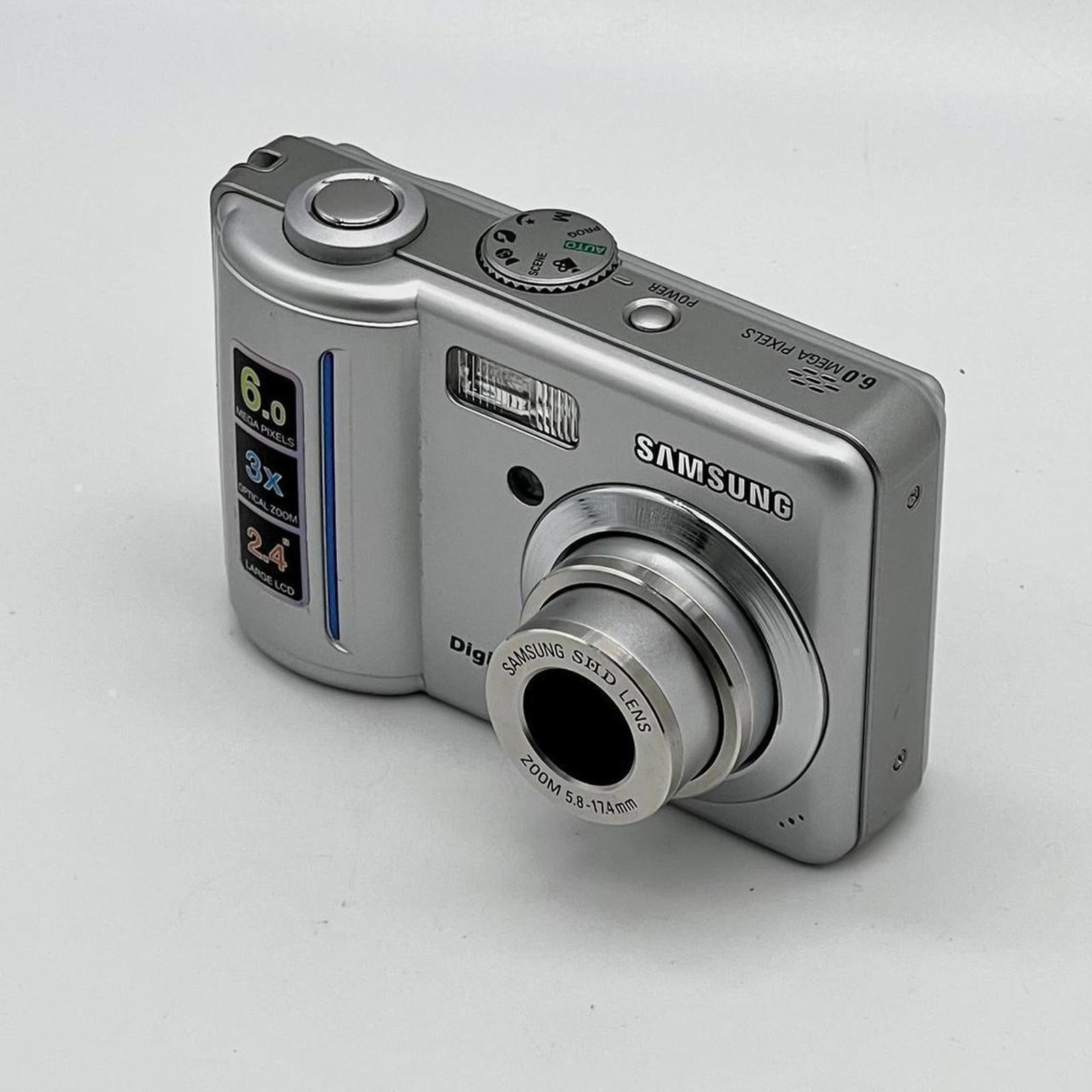 Samsung Retro Digicam