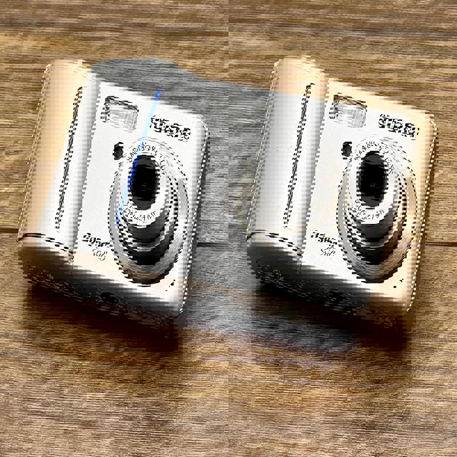 Samsung Retro Digicam